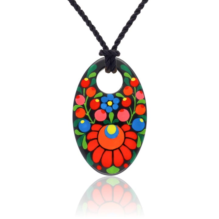 Tradicionális Fekete Matyó Finomporcelán Csipkebogyó medál Tradicionális Fekete Matyó Finomporcelán Csipkebogyó medál