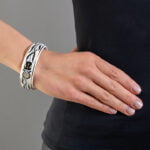 Infinity Finomporcelán Széles Karperec