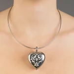 Platinázott Barokk Szív medál