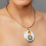 Fehér Lyukmintás Finomporcelán Medál