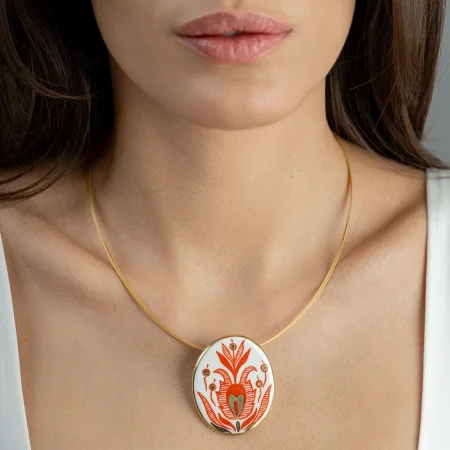 Sárközi Piros Ovál Finomporcelán Medál